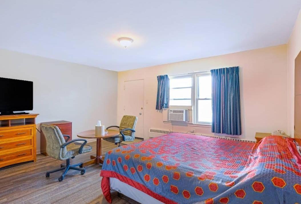 Hillside Manor Motel Kültér fotó